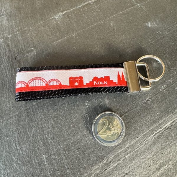 Schlüsselband "Skyline Köln rot / weiß", Gurtband schwarz