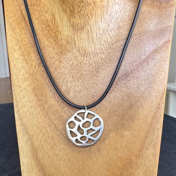 Kette mit Silberanhänger "Scheibe"