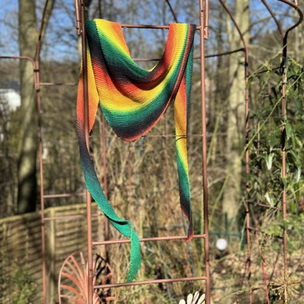 Dreieckstuch - Shawl in Regenbogenfarben