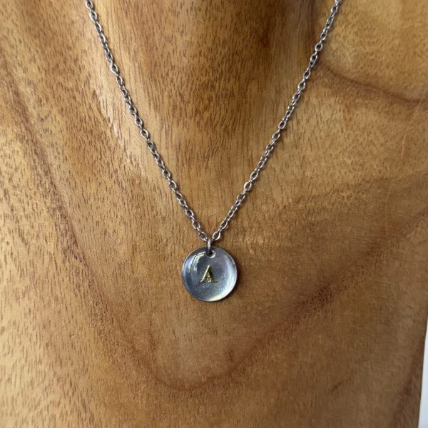 Kette mit Buchstabe "A" auf Edelstahlplättchen (10mm), überzogen mit UV Resin