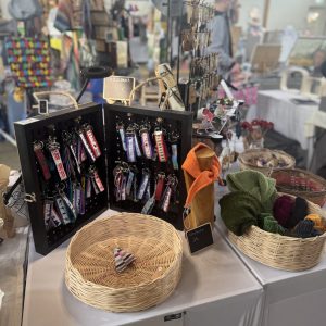 Stand StitchWeaveSmile Kunstrausch Kunsthandwerkermarkt 18.4.2026